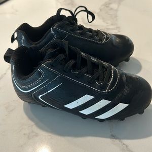 Adidas cleats size 10